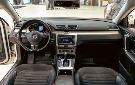 Volkswagen Passat B7, 2012 год, 1 055 000 рублей, 16 фотография