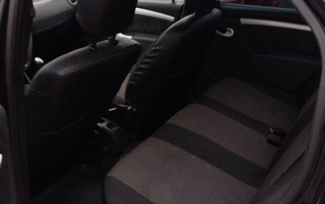 Renault Logan I, 2011 год, 400 000 рублей, 10 фотография