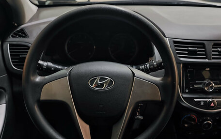 Hyundai Solaris II рестайлинг, 2016 год, 990 000 рублей, 11 фотография