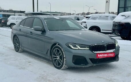 BMW 5 серия, 2021 год, 4 330 000 рублей, 3 фотография