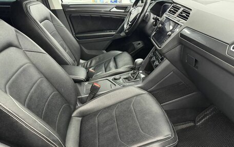 Volkswagen Tiguan II, 2020 год, 2 799 000 рублей, 10 фотография