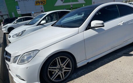 Mercedes-Benz E-Класс, 2012 год, 1 220 000 рублей, 5 фотография