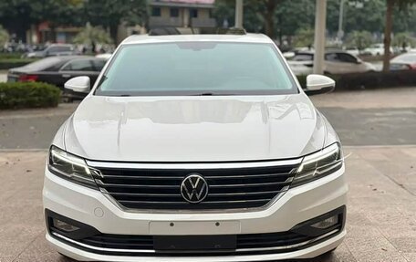 Volkswagen Lavida, 2021 год, 1 594 000 рублей, 2 фотография