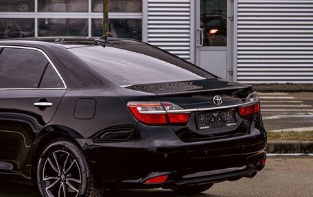 Toyota Camry, 2017 год, 1 795 000 рублей, 10 фотография