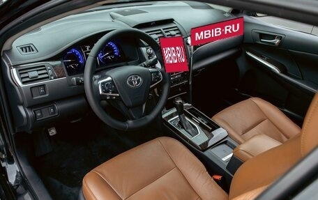 Toyota Camry, 2017 год, 1 795 000 рублей, 13 фотография