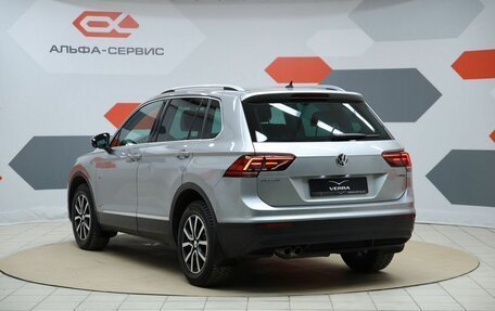 Volkswagen Tiguan II, 2018 год, 2 490 000 рублей, 4 фотография