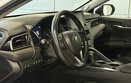 Toyota Camry, 2021 год, 3 197 000 рублей, 6 фотография
