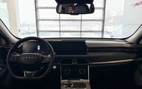 CheryExeed TXL, 2023 год, 2 445 000 рублей, 11 фотография