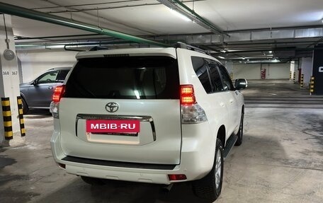 Toyota Land Cruiser Prado 150 рестайлинг 2, 2010 год, 2 400 000 рублей, 5 фотография