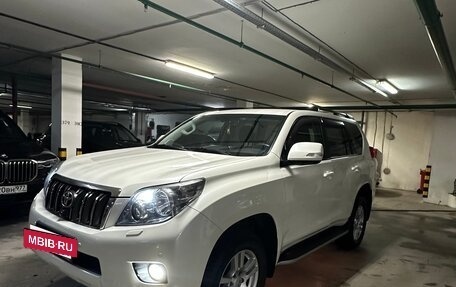 Toyota Land Cruiser Prado 150 рестайлинг 2, 2010 год, 2 400 000 рублей, 2 фотография