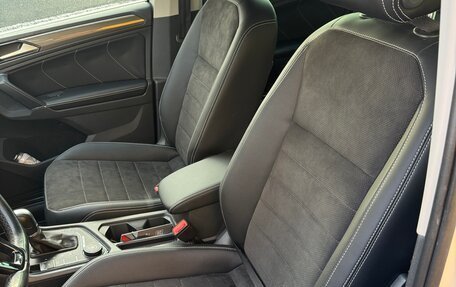 Volkswagen Tiguan II, 2018 год, 2 400 000 рублей, 9 фотография