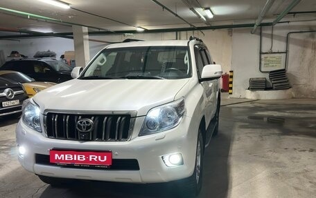 Toyota Land Cruiser Prado 150 рестайлинг 2, 2010 год, 2 400 000 рублей, 12 фотография