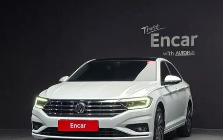 Volkswagen Jetta VII, 2022 год, 1 378 030 рублей, 2 фотография