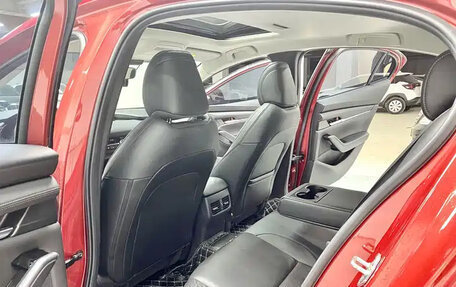 Mazda 3, 2022 год, 1 840 000 рублей, 12 фотография