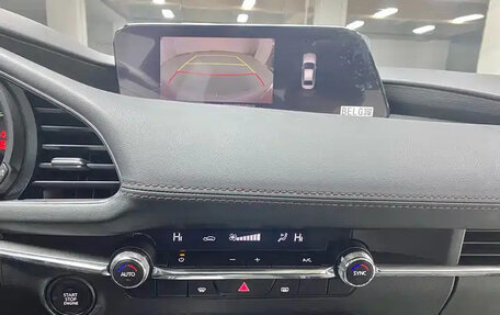 Mazda 3, 2022 год, 1 840 000 рублей, 17 фотография