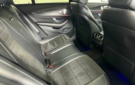 Mercedes-Benz E-Класс, 2019 год, 3 699 000 рублей, 13 фотография