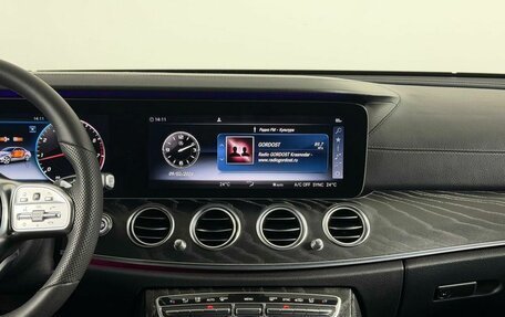 Mercedes-Benz E-Класс, 2019 год, 3 699 000 рублей, 20 фотография