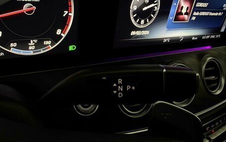 Mercedes-Benz E-Класс, 2019 год, 3 699 000 рублей, 18 фотография