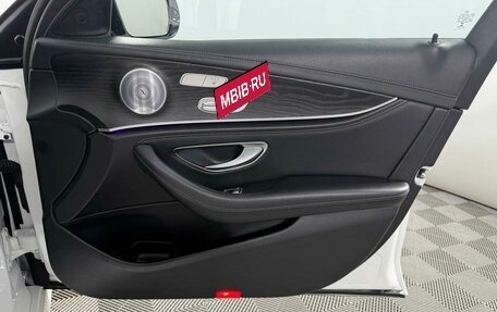 Mercedes-Benz E-Класс, 2019 год, 3 699 000 рублей, 22 фотография