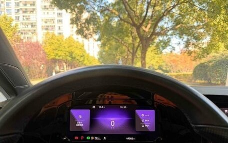 Volkswagen Golf VIII, 2023 год, 1 775 000 рублей, 10 фотография