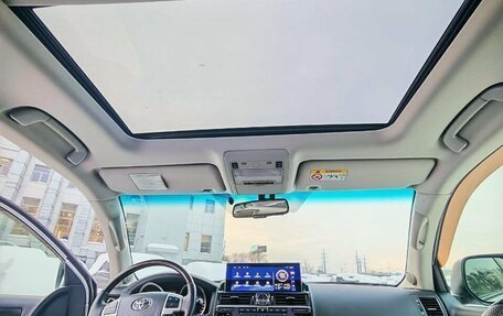 Toyota Land Cruiser 200, 2013 год, 3 949 000 рублей, 20 фотография