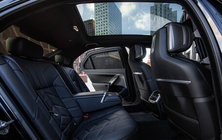 BMW 7 серия, 2023 год, 15 499 000 рублей, 29 фотография