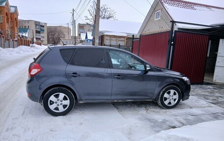 KIA cee'd I рестайлинг, 2011 год, 520 000 рублей, 2 фотография