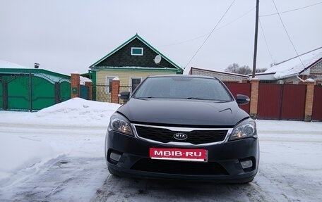 KIA cee'd I рестайлинг, 2011 год, 520 000 рублей, 1 фотография