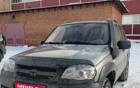 Chevrolet Niva I рестайлинг, 2010 год, 410 000 рублей, 1 фотография