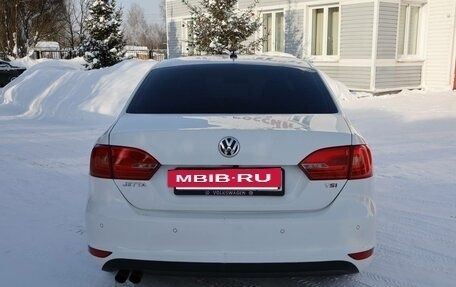 Volkswagen Jetta VI, 2011 год, 650 000 рублей, 8 фотография