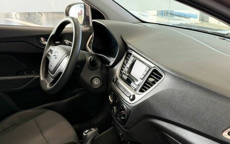 Hyundai Solaris II рестайлинг, 2018 год, 1 425 000 рублей, 8 фотография