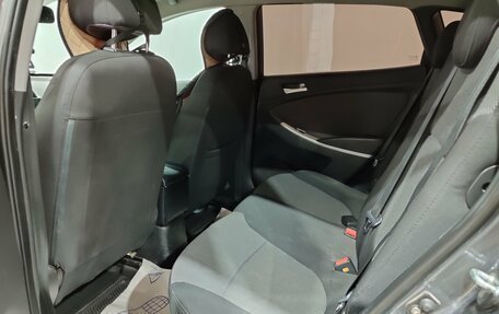 Hyundai Solaris II рестайлинг, 2012 год, 830 000 рублей, 18 фотография