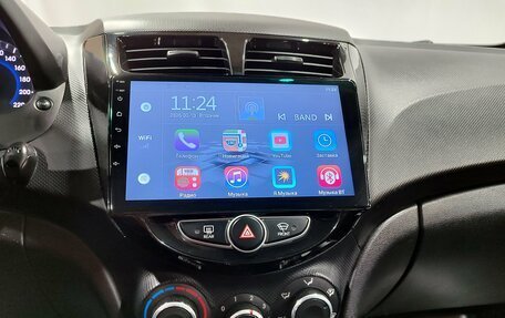 Hyundai Solaris II рестайлинг, 2012 год, 830 000 рублей, 16 фотография