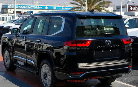 Toyota Land Cruiser, 2025 год, 14 400 000 рублей, 12 фотография