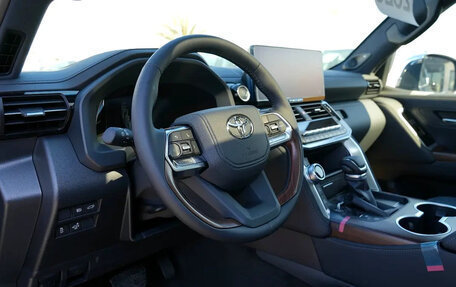 Toyota Land Cruiser, 2025 год, 14 400 000 рублей, 4 фотография