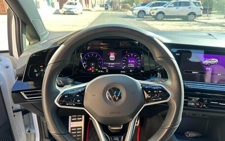 Volkswagen Golf VIII, 2023 год, 1 769 000 рублей, 12 фотография