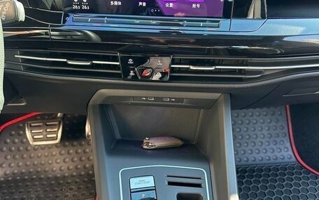 Volkswagen Golf VIII, 2023 год, 1 769 000 рублей, 15 фотография