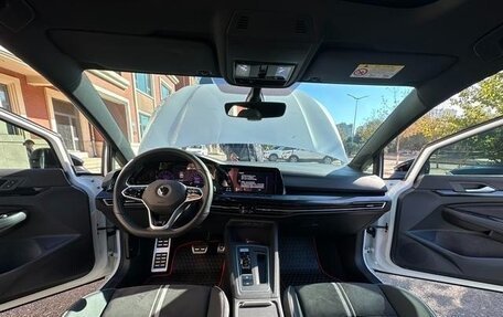 Volkswagen Golf VIII, 2023 год, 1 769 000 рублей, 17 фотография