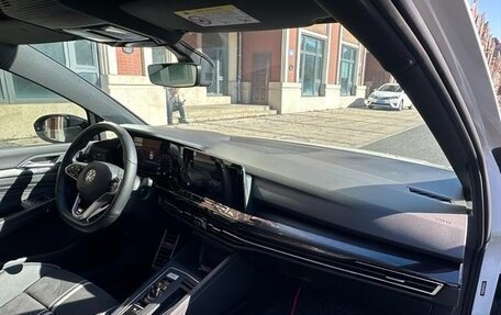 Volkswagen Golf VIII, 2023 год, 1 769 000 рублей, 16 фотография