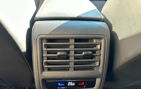 Volkswagen Golf VIII, 2023 год, 1 769 000 рублей, 24 фотография