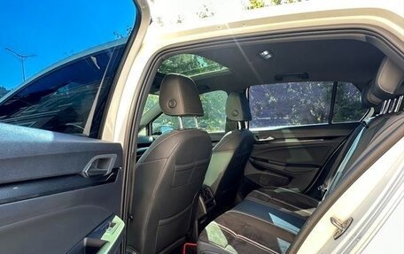 Volkswagen Golf VIII, 2023 год, 1 769 000 рублей, 26 фотография