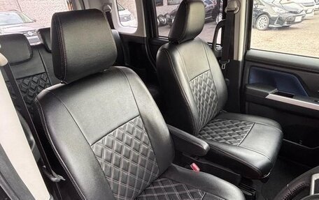 Toyota Roomy I, 2018 год, 600 000 рублей, 12 фотография