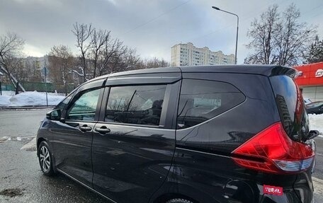 Honda Freed II, 2018 год, 1 800 000 рублей, 6 фотография