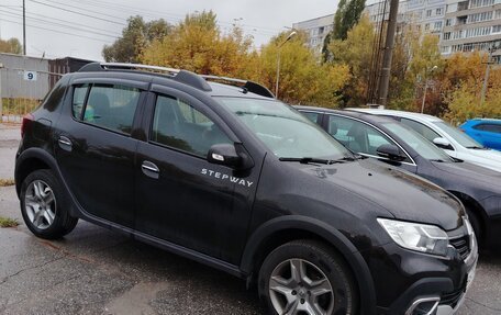 Renault Sandero II рестайлинг, 2019 год, 1 400 000 рублей, 6 фотография