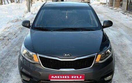 KIA Rio III рестайлинг, 2015 год, 670 000 рублей, 2 фотография