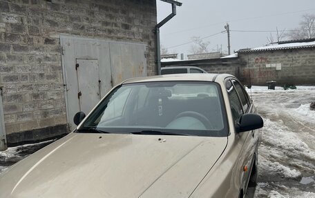 Hyundai Accent II, 2004 год, 320 000 рублей, 2 фотография