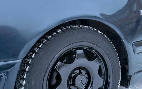 Mercedes-Benz E-Класс, 1998 год, 300 000 рублей, 13 фотография