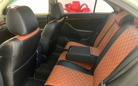 Toyota Avensis III рестайлинг, 2007 год, 855 000 рублей, 10 фотография