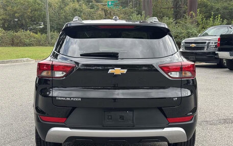 Chevrolet TrailBlazer, 2022 год, 1 690 000 рублей, 4 фотография