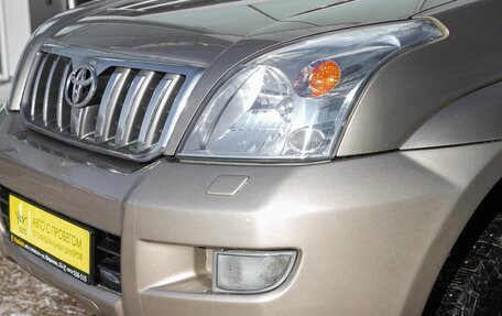 Toyota Land Cruiser Prado 120 рестайлинг, 2005 год, 2 198 000 рублей, 3 фотография